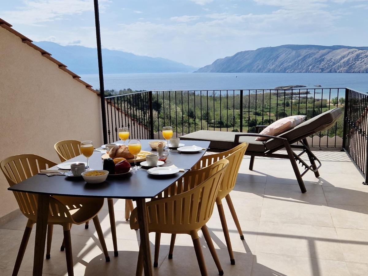 Haus Mit Meerblick Лопар Екстериор снимка