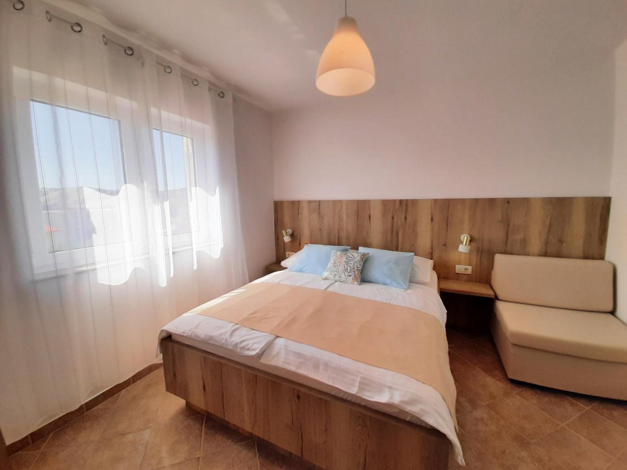 Haus Mit Meerblick Лопар Екстериор снимка