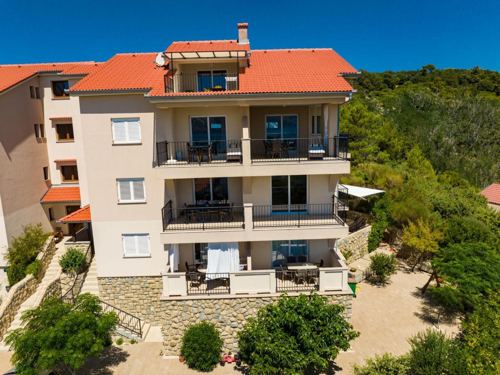 Haus Mit Meerblick Лопар Екстериор снимка