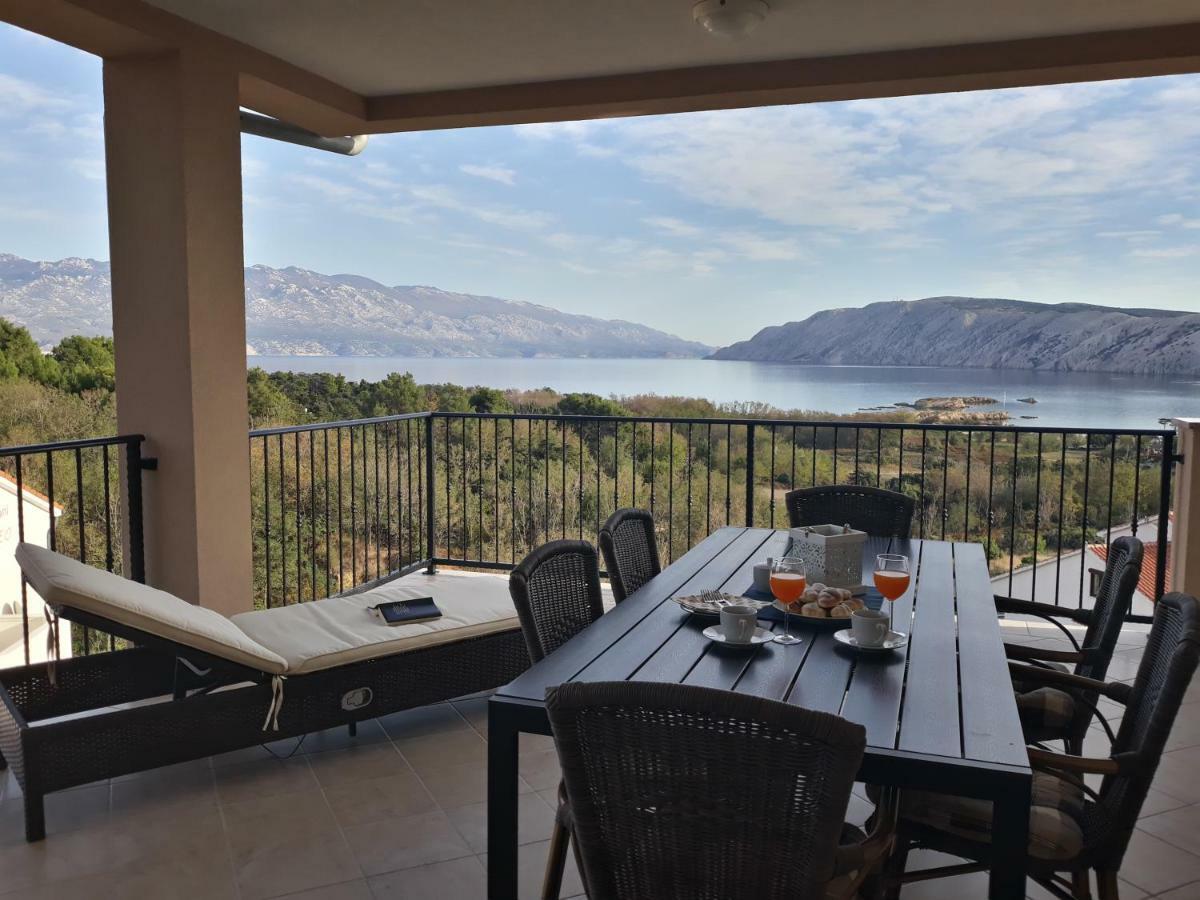 Haus Mit Meerblick Лопар Екстериор снимка